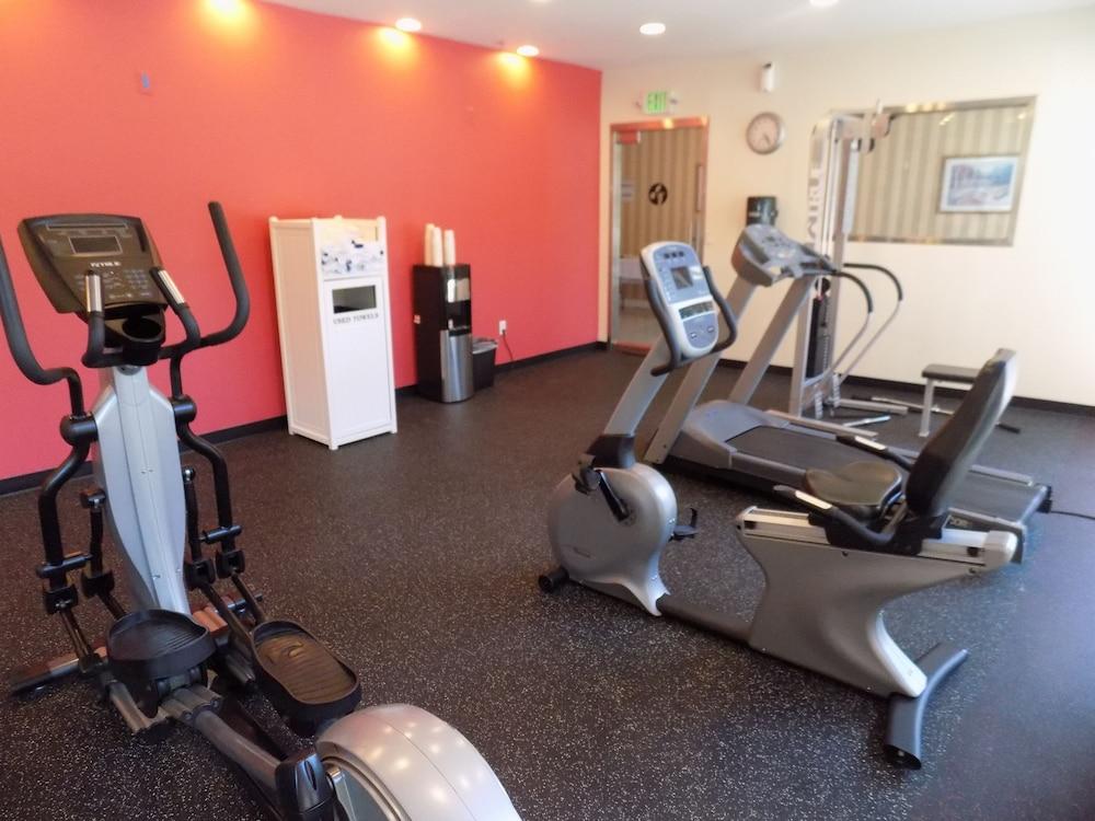 Ramada By Wyndham Burbank Airport Hotell Eksteriør bilde
