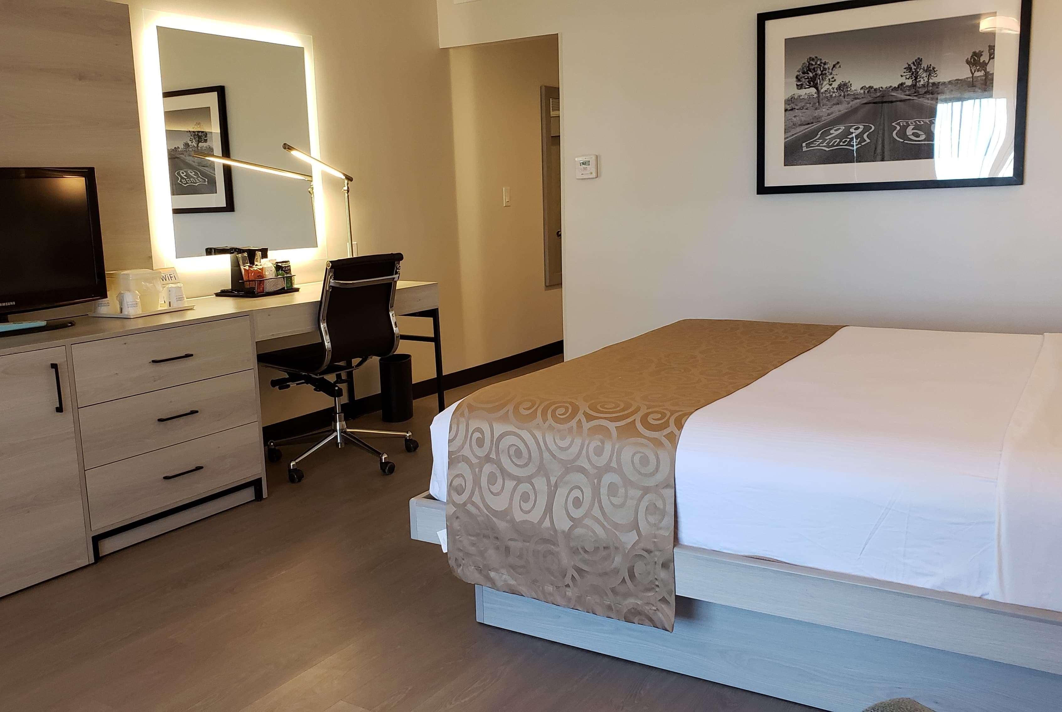 Ramada By Wyndham Burbank Airport Hotell Eksteriør bilde