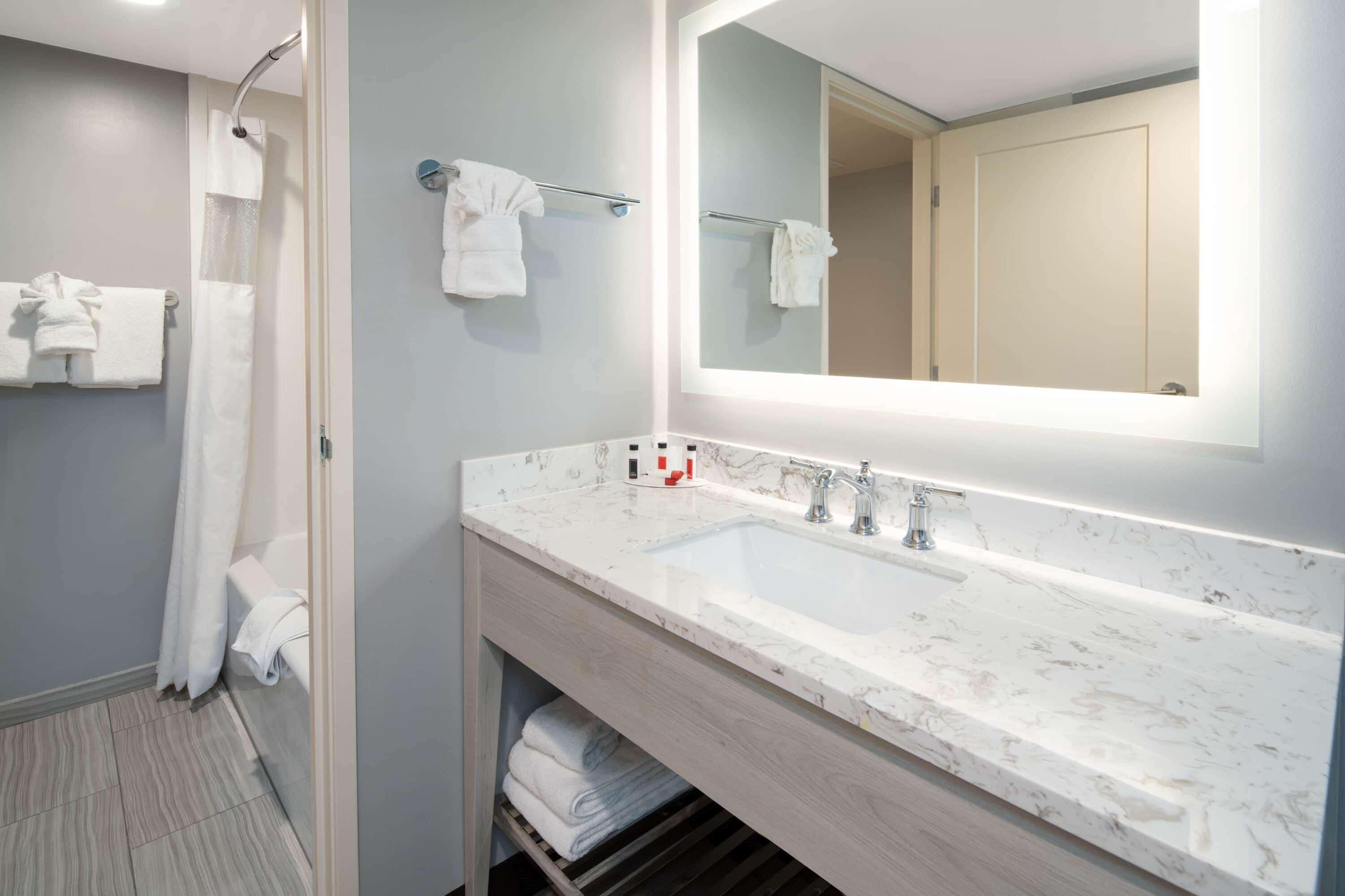 Ramada By Wyndham Burbank Airport Hotell Eksteriør bilde