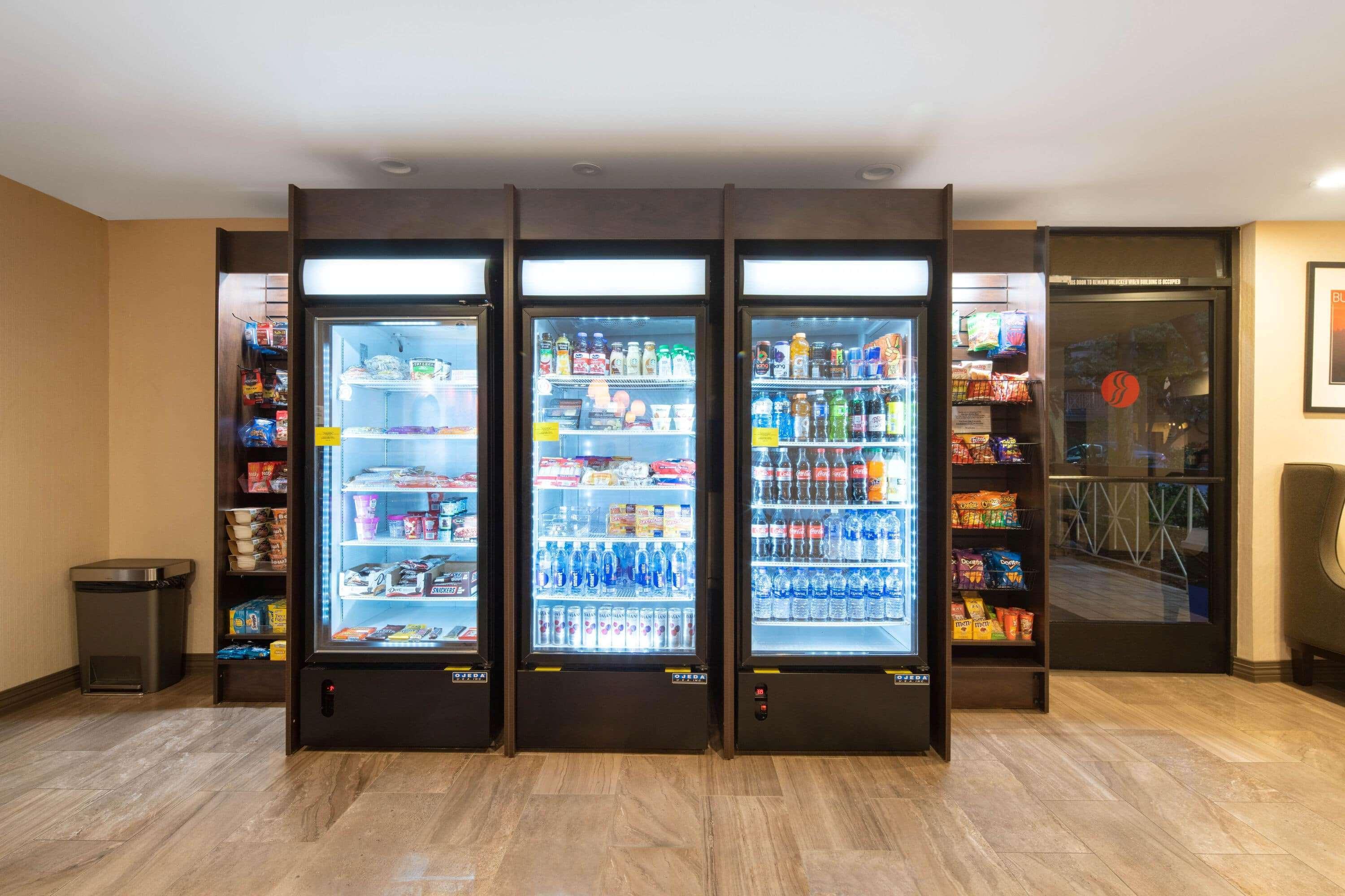 Ramada By Wyndham Burbank Airport Hotell Eksteriør bilde